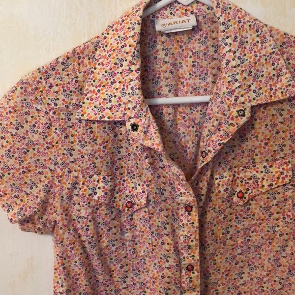 Five Retro, cowgirl, summer snap shirts. - Picture 5 of 7
